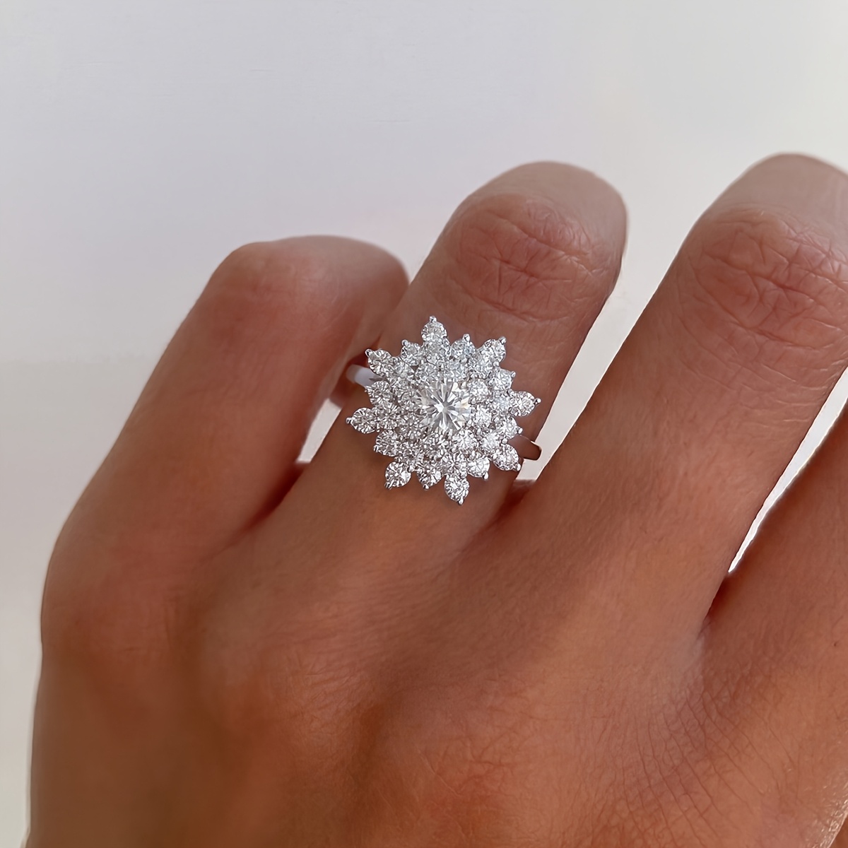 Women's Luxury Snowflake Sparkling Promise Engagement Ring